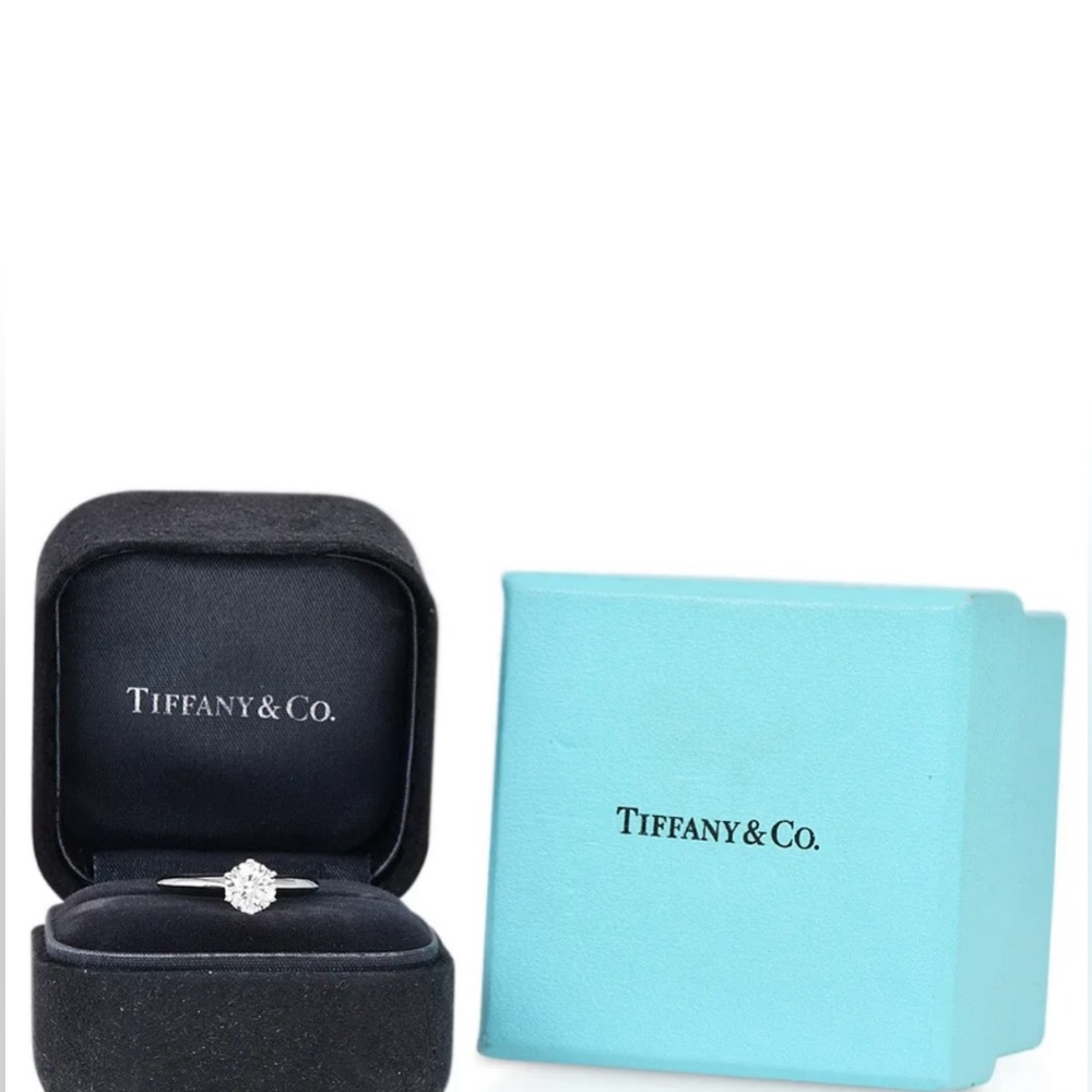 ✨TIFFANY & Co.✨ Round Diamond Engagement Ring Platinum 0.79ct H VS1 Size 4.5